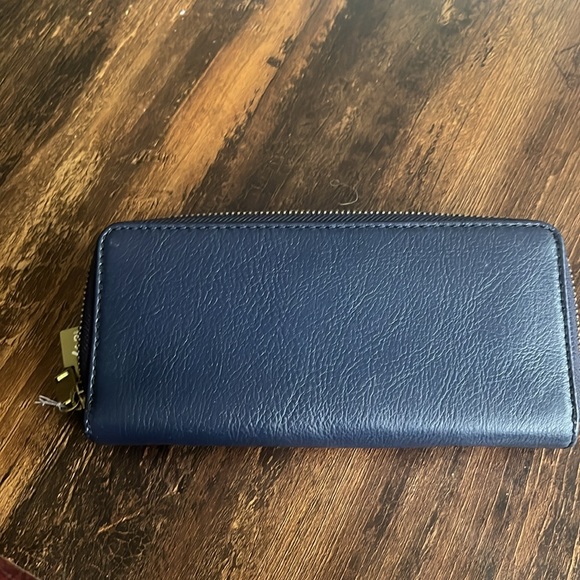 New! Fossil JORI flap clutch wallet - Picture 4 of 5